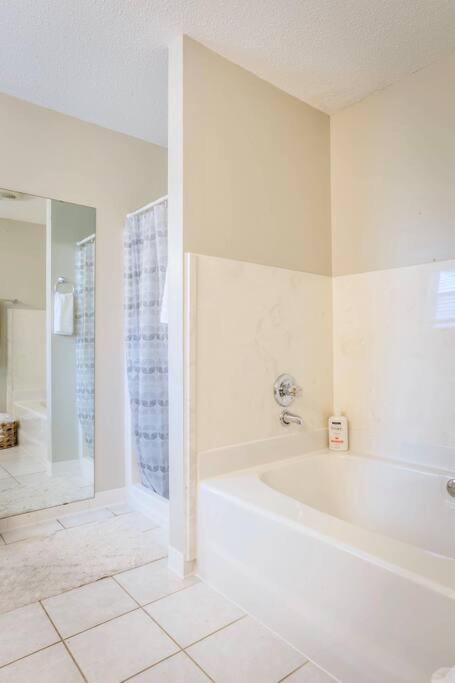 Life'S A Breeze - Updated 3Br 5Min To Pcola Beach Gulf Breeze Buitenkant foto
