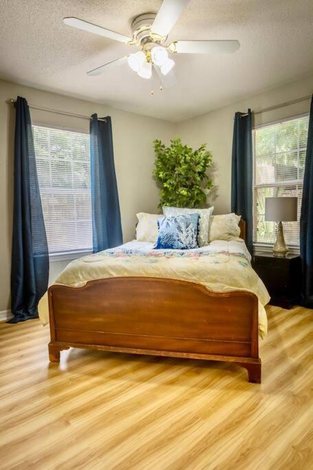 Life'S A Breeze - Updated 3Br 5Min To Pcola Beach Gulf Breeze Buitenkant foto